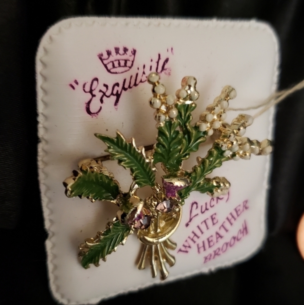 Gold and Purple Scottish Floral Brooch Pin - Picture 5 of 6